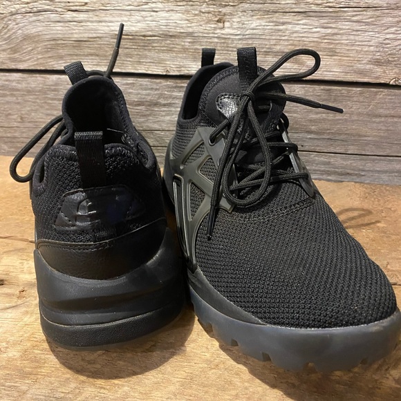 SKECHERS Relaxed Fit Slip-On Walker/Hiker - Men 7.5, Great Shape - Picture 8 of 9